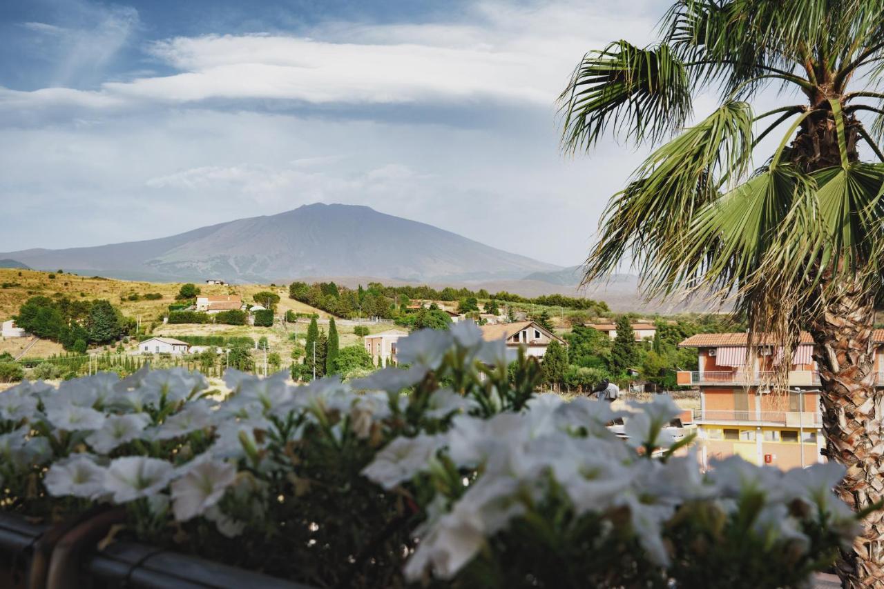 Caffetteria Luca Suite&Rooms Bronte Exterior foto