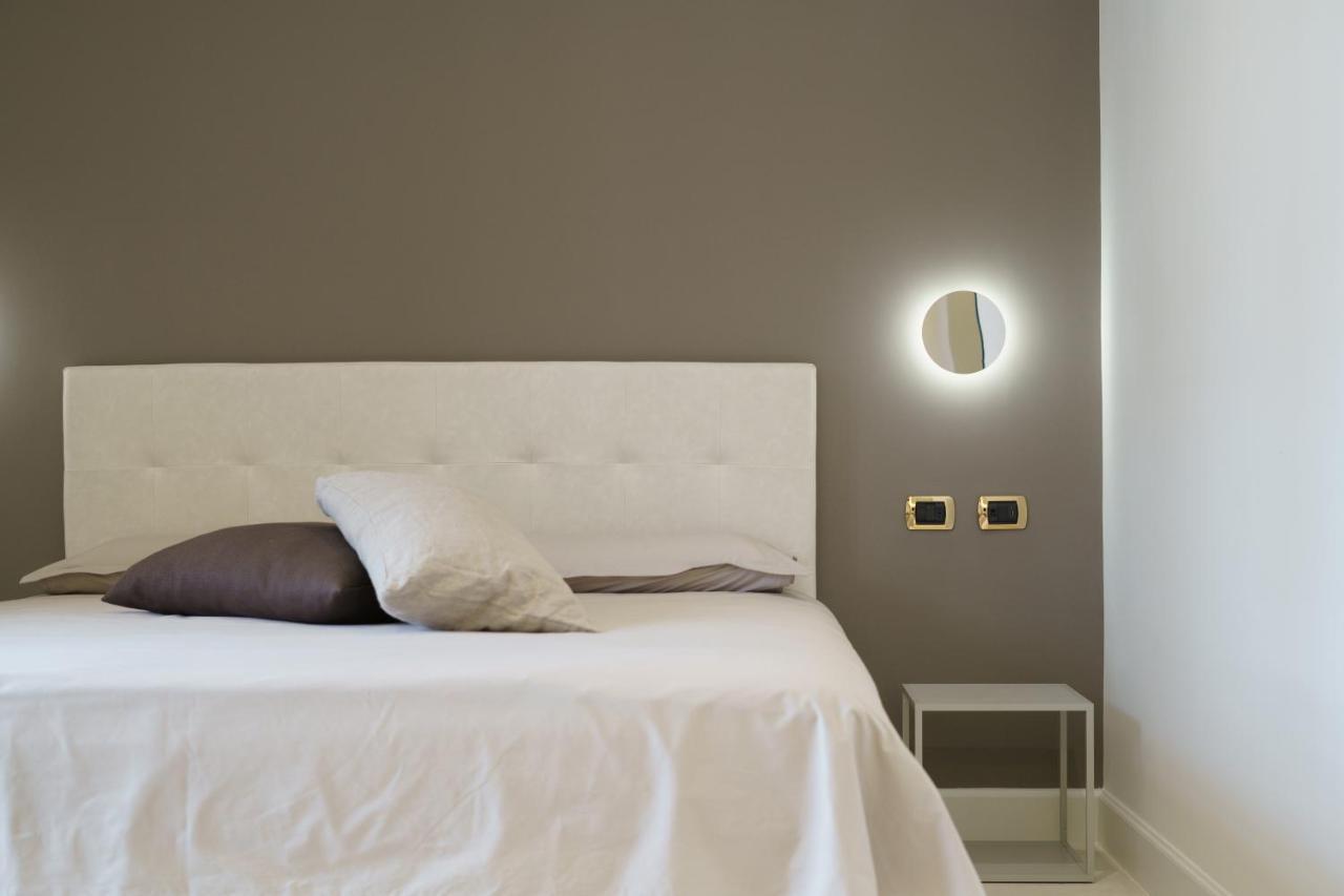 Caffetteria Luca Suite&Rooms Bronte Exterior foto
