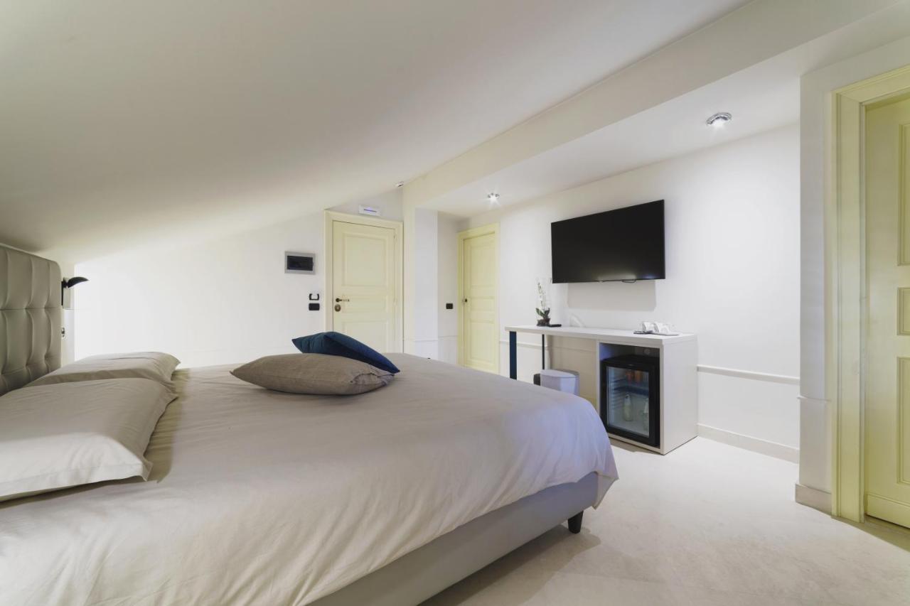 Caffetteria Luca Suite&Rooms Bronte Exterior foto