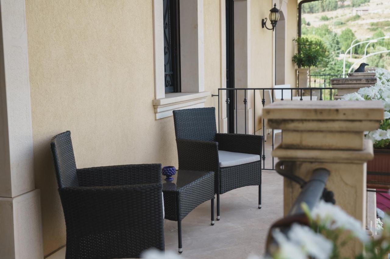 Caffetteria Luca Suite&Rooms Bronte Exterior foto