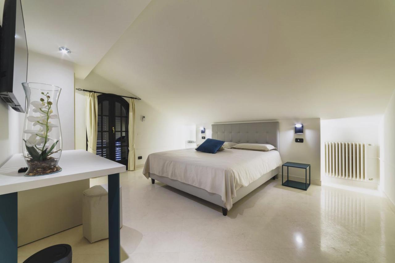 Caffetteria Luca Suite&Rooms Bronte Exterior foto