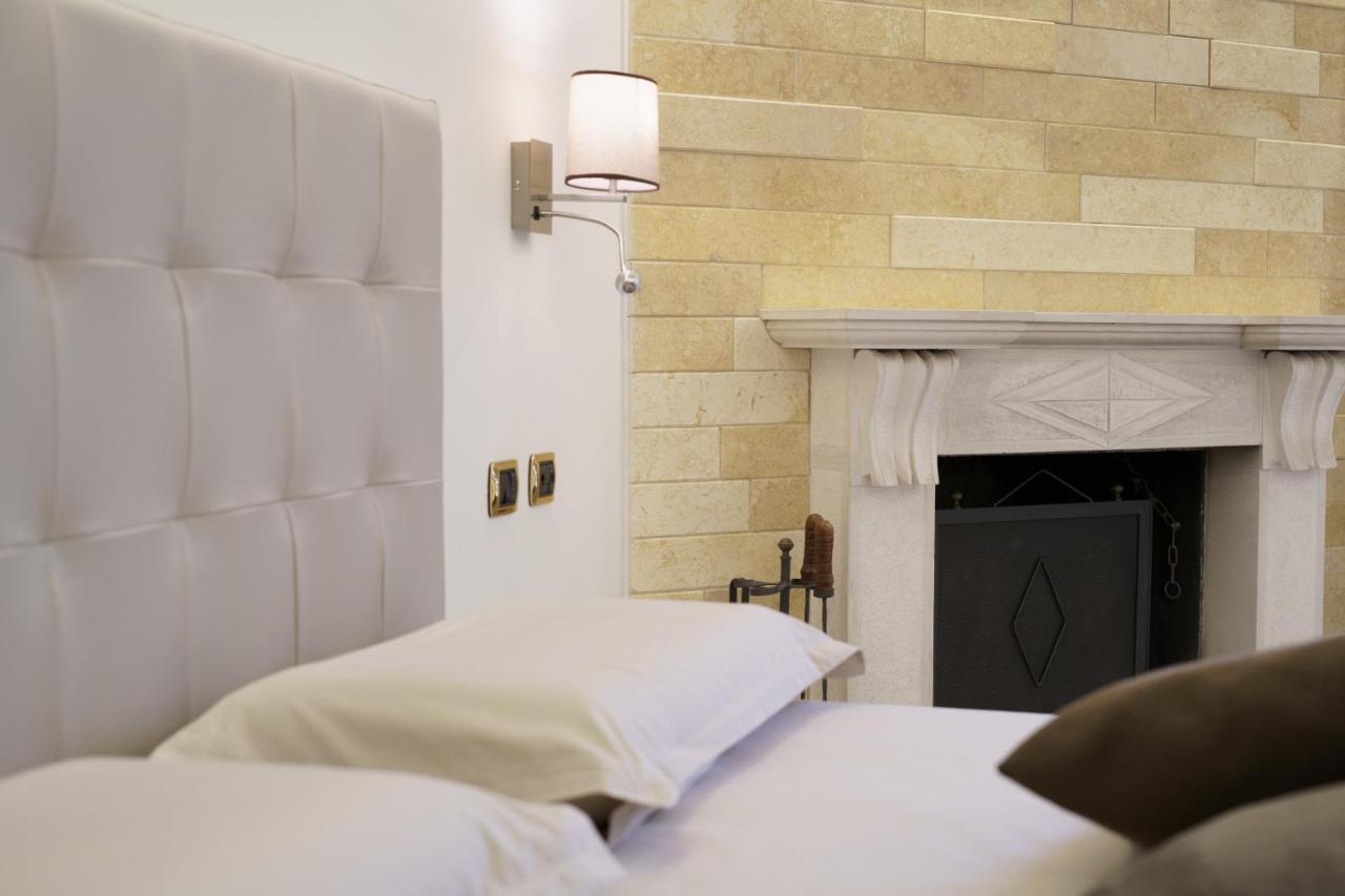 Caffetteria Luca Suite&Rooms Bronte Exterior foto